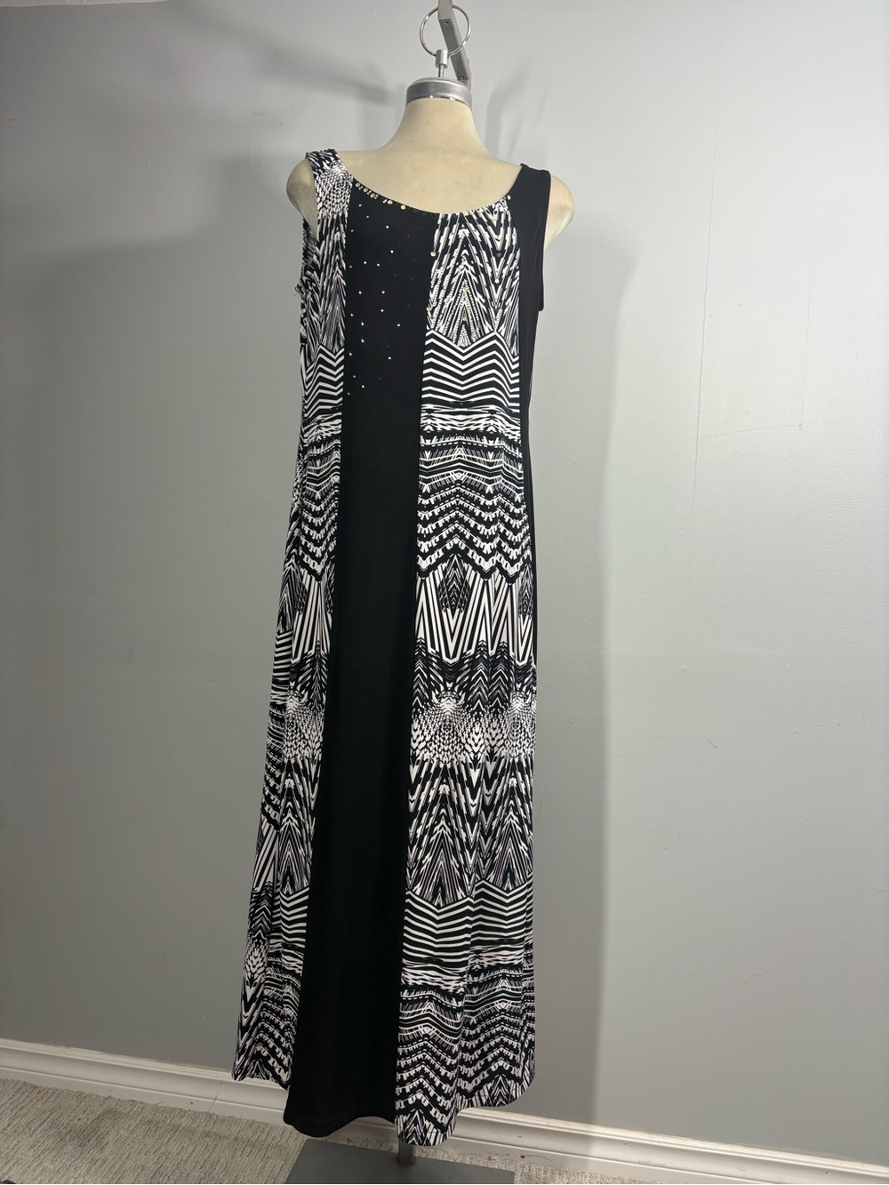 Tribal Black & White Sleeveless Maxi Dress